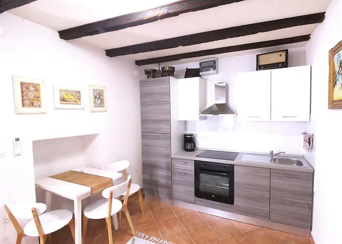 Lovely Apartment Es